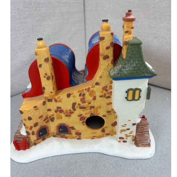 Department 56 Heritage North Pole- Christmas Bread Bakers #56393 Retired - Picture 3 of 9